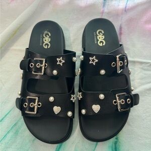 GBG Los Angeles Girls Black Embellished Buckle Slide Sandals